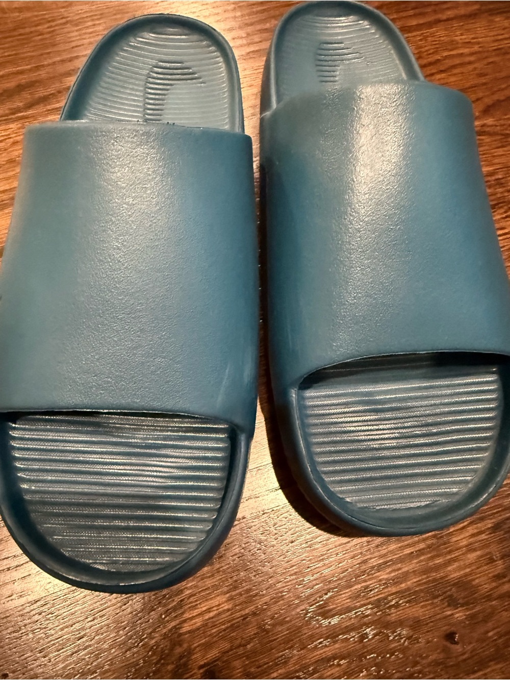 Nike Calm slides W10/M9